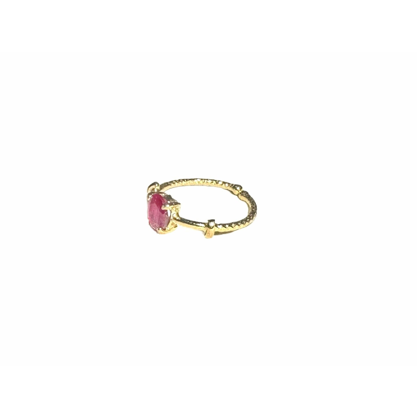 Volga Ruby ring
