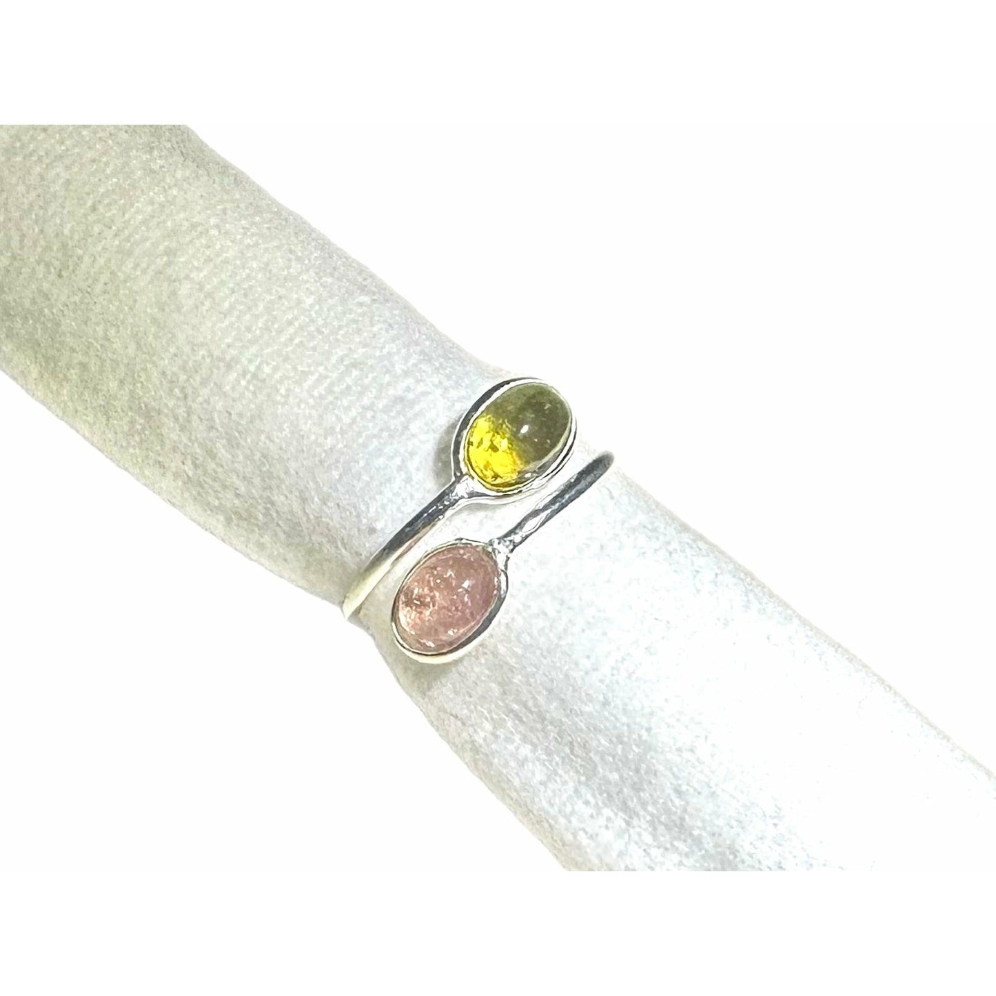 Llewh ring