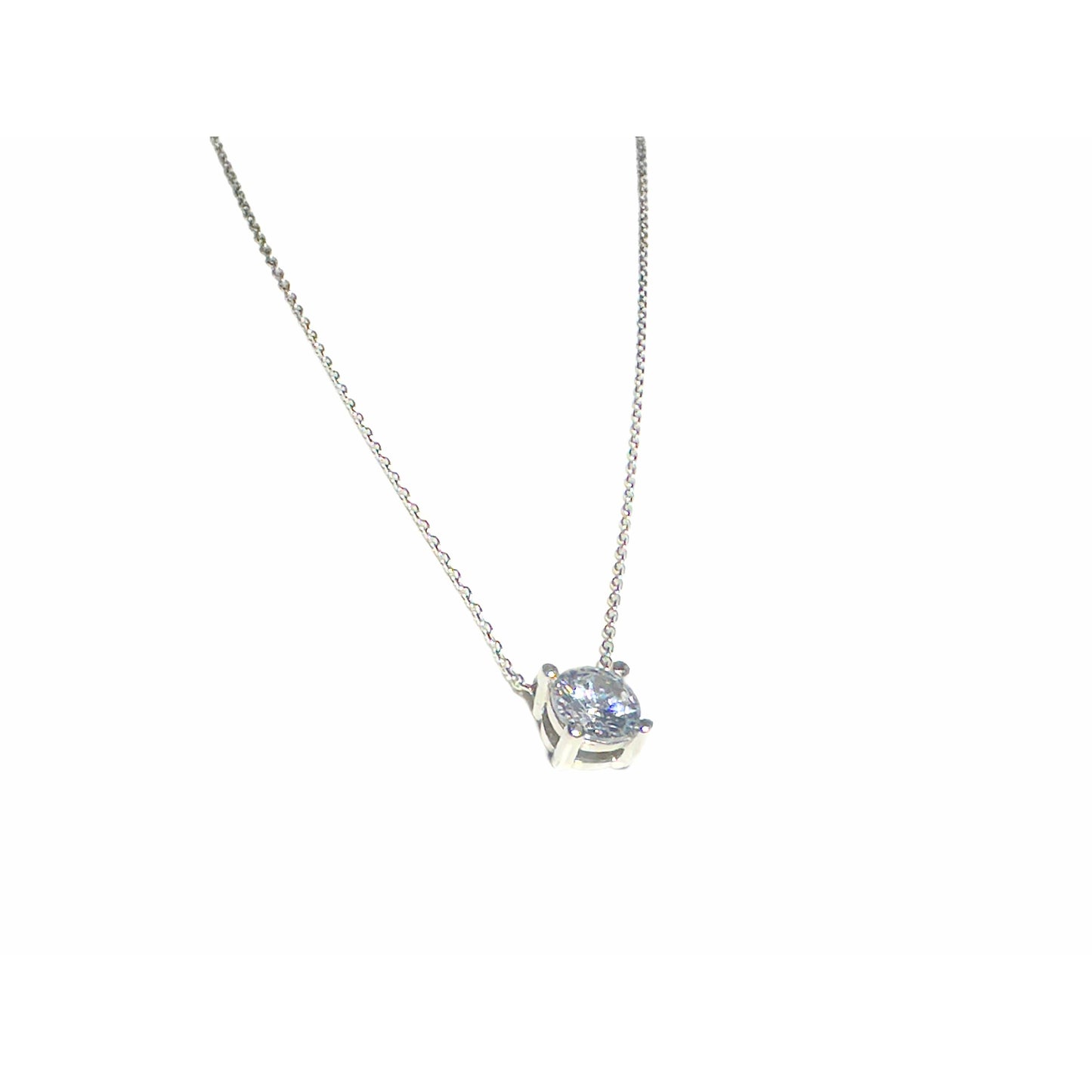 Shiny drop necklace